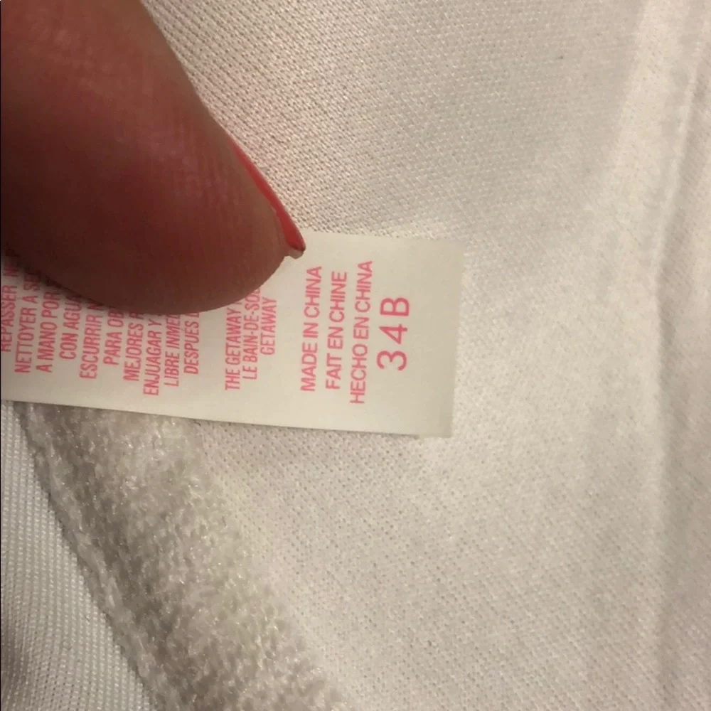 Victoria’s Secret Bikini Top Size 34B - Picture 8 of 8
